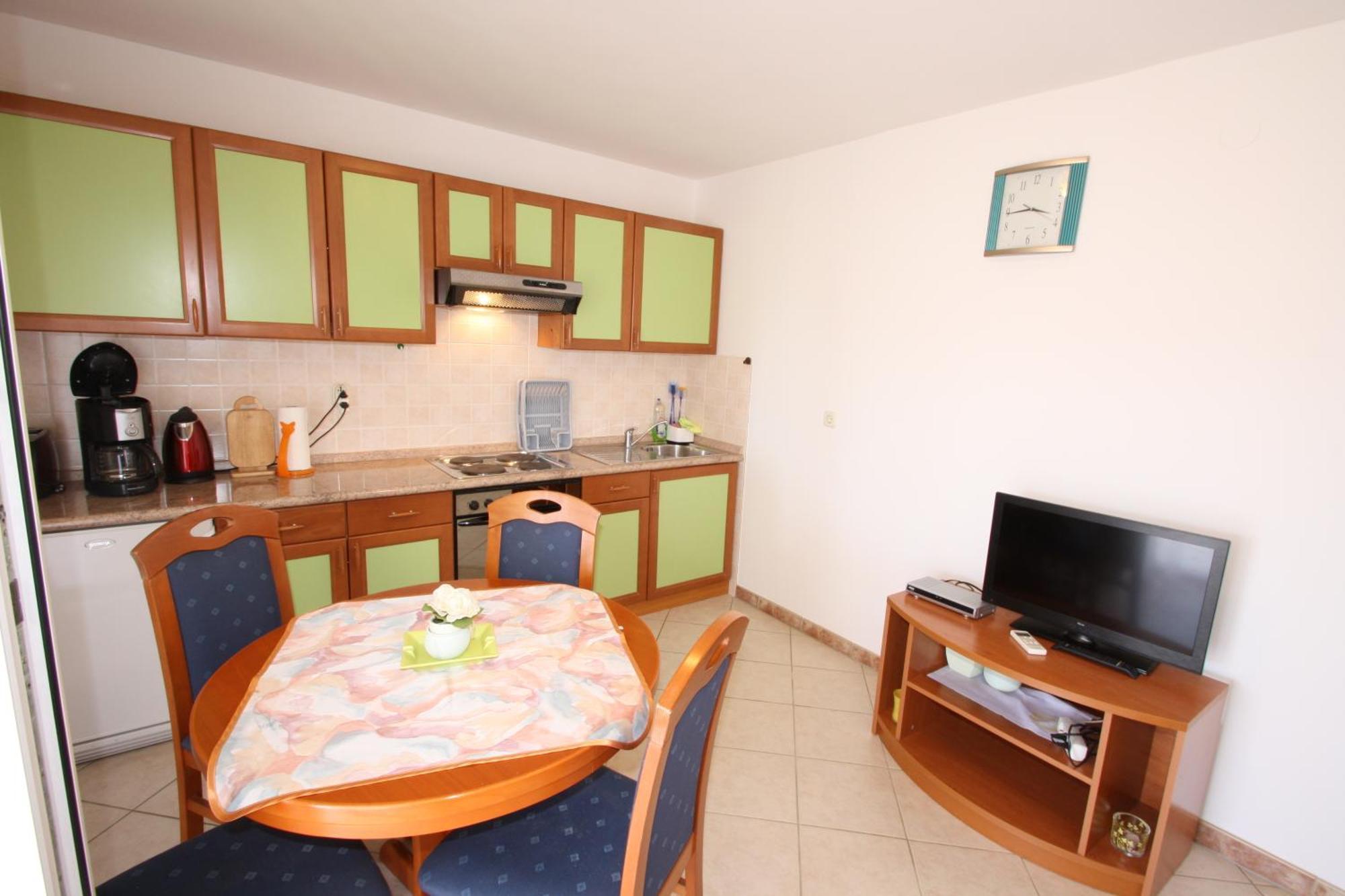 Apartments Rose ポレッチ 部屋 写真